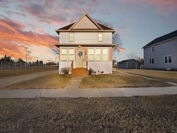 609 GROVE STREET, Beaver Dam, WI 53916