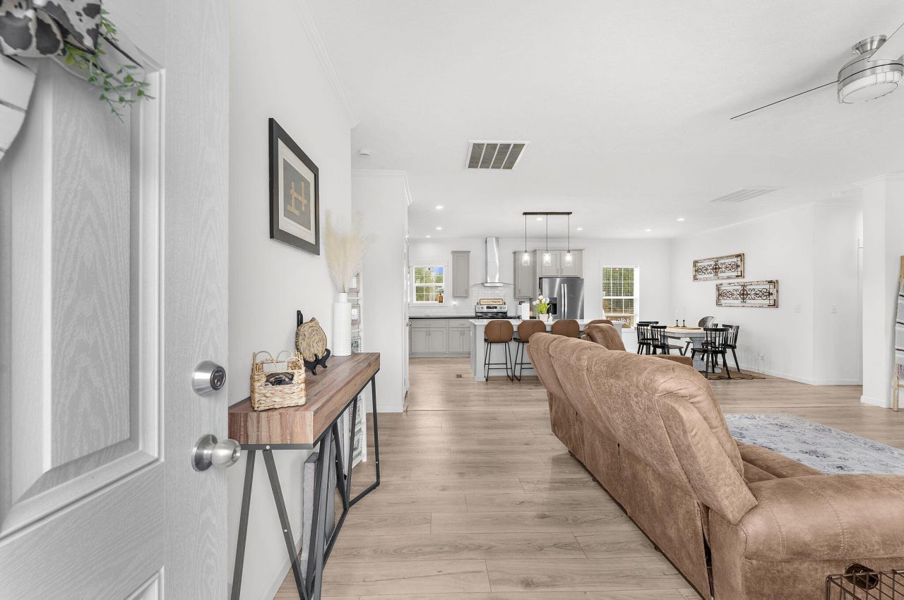 145 Hidden Hills Road Photo 4