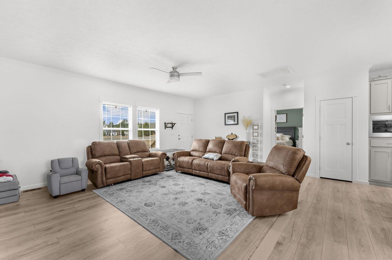 145 Hidden Hills Road Photo 6