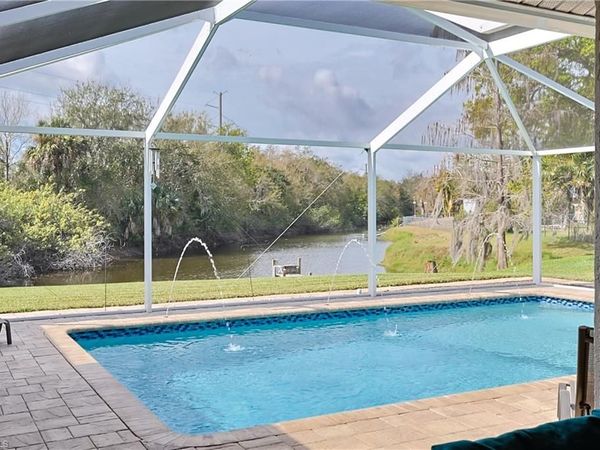 18105 Wells RD, NORTH FORT MYERS, FL 33917