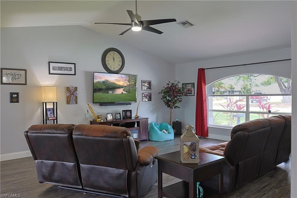 18105 Wells Rd, North Fort Myers, FL 33917 Photo