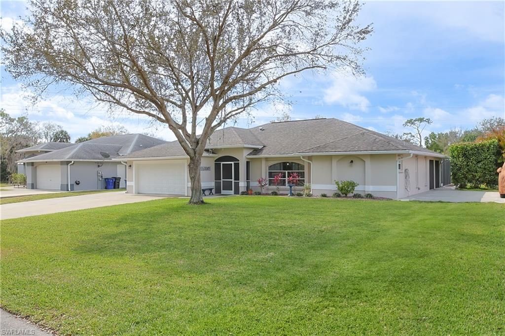 18105 Wells Rd, North Fort Myers, FL 33917 Photo