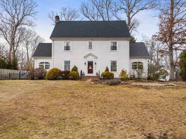 701 ROSSER AVE, WAYNESBORO, VA 22980