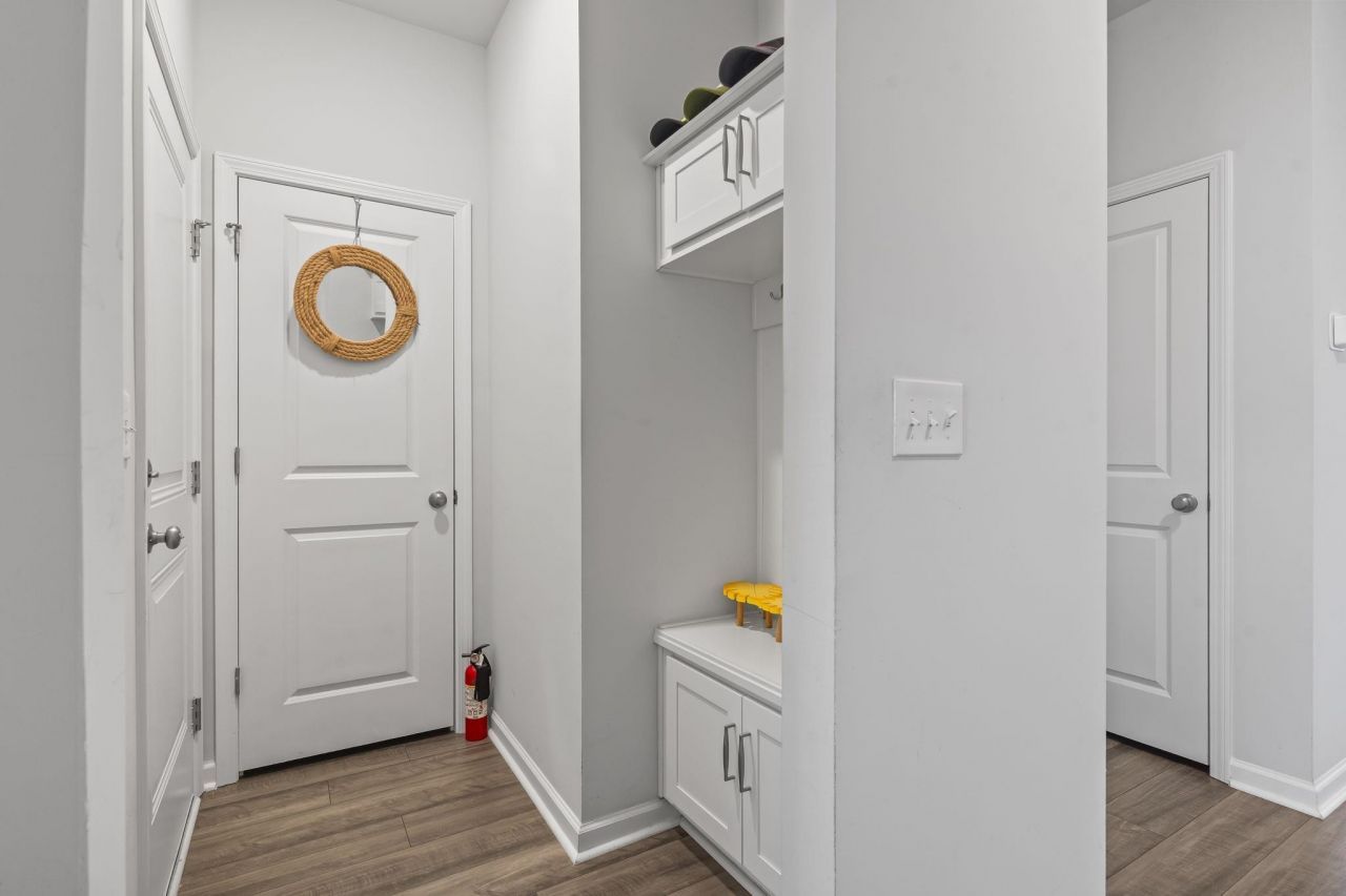 439 Mcgarry Dr.  Photo 8