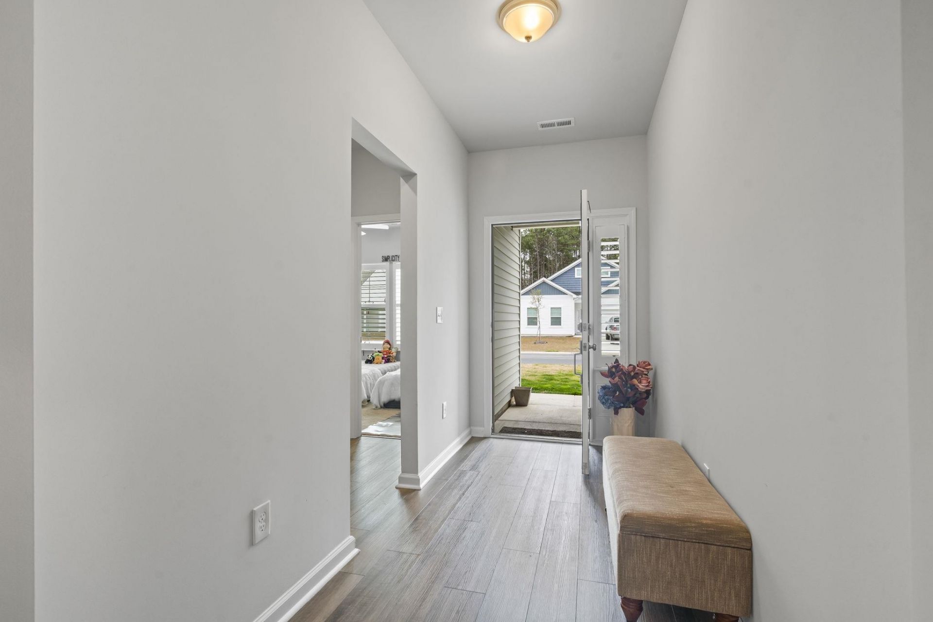 439 Mcgarry Dr. Photo 9