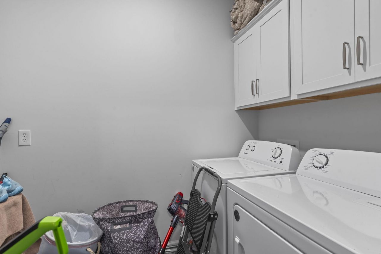 439 Mcgarry Dr.  Photo 9