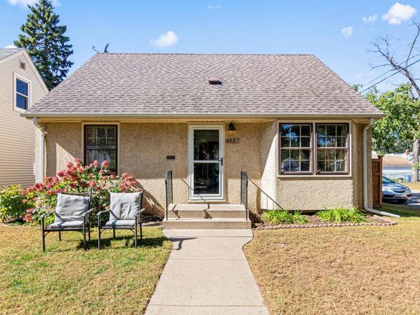 4557 Queen Avenue N, Minneapolis, MN 55412