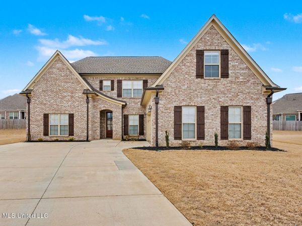 1567 Eden Loop, Hernando, MS 38632