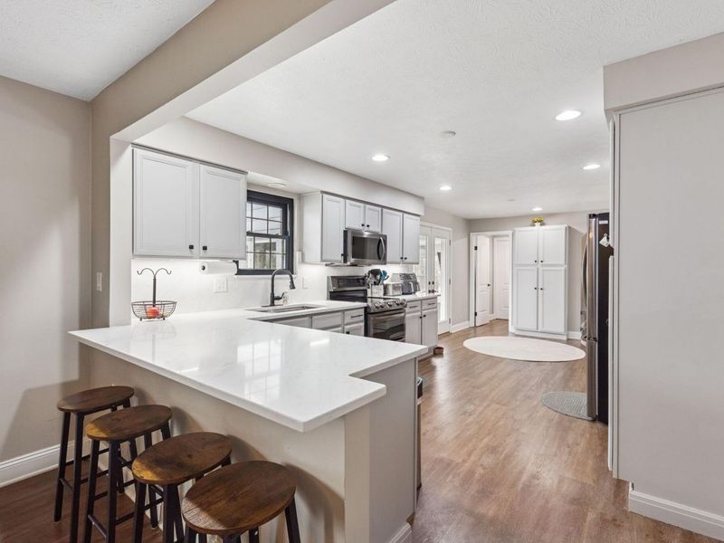 7892 Pleasant Valley Road, Florence, KY 41042 Photo 9