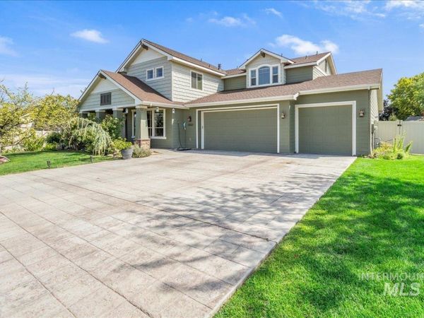 12621 S Carriage Hill Way, Nampa, ID 83686