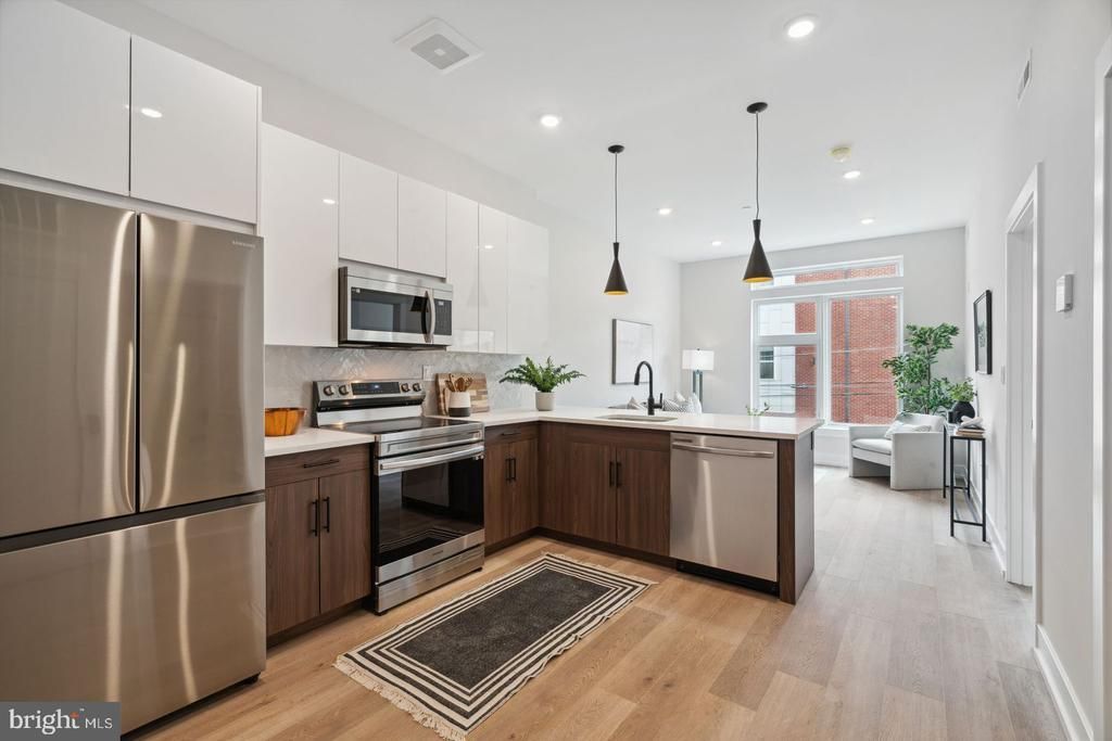 720 W Thompson Street, Unit 1B-608, Philadelphia, PA 19122 Main Photo