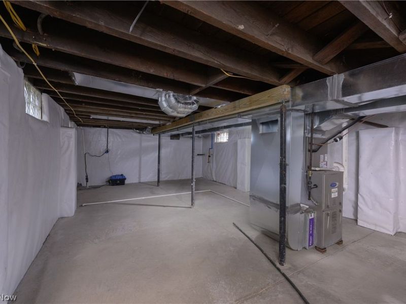 530 E High Street, Uhrichsville, OH 44683 Photo 23