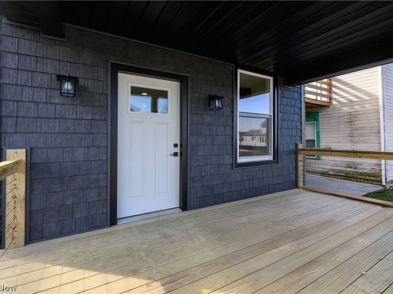 530 E High Street, Uhrichsville, OH 44683 Photo 6