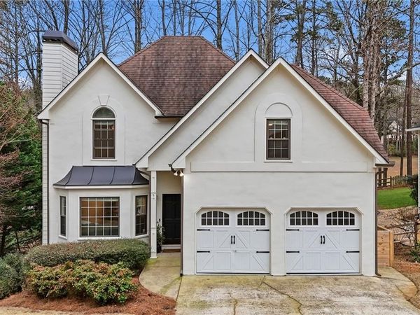 618 Wedgewood Drive , Woodstock, GA 30189