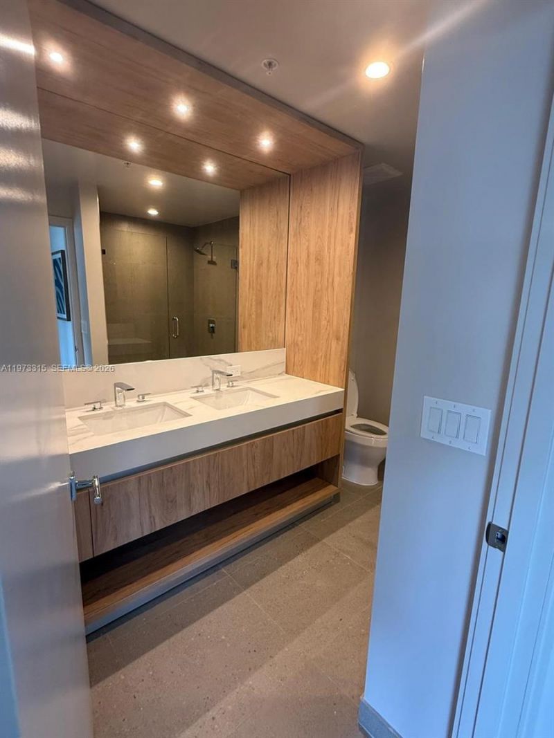 11 NE 6 Ave, Unit 1201, Miami, FL 33132 Photo