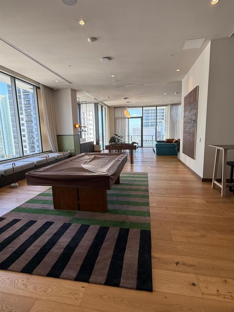 11 NE 6 Ave, Unit 1201, Miami, FL 33132 Photo