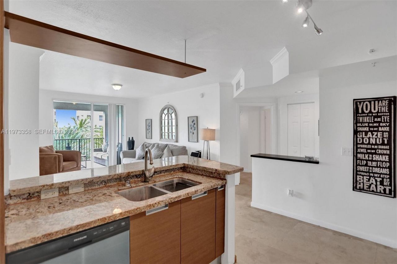 17100 N Bay Rd, Unit 1501, Sunny Isles Beach, FL 33160 Photo