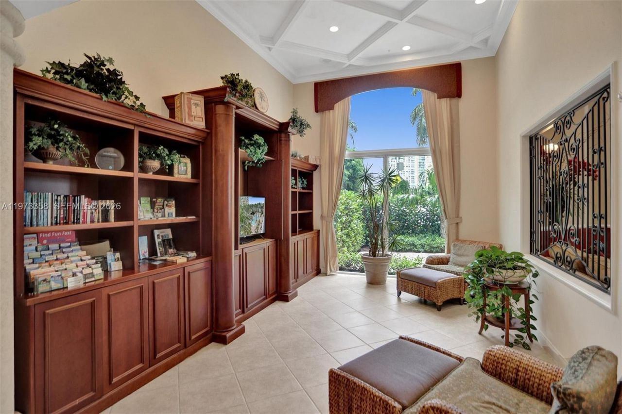 17100 N Bay Rd, Unit 1501, Sunny Isles Beach, FL 33160 Photo