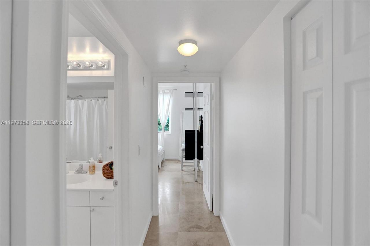 17100 N Bay Rd, Unit 1501, Sunny Isles Beach, FL 33160 Photo