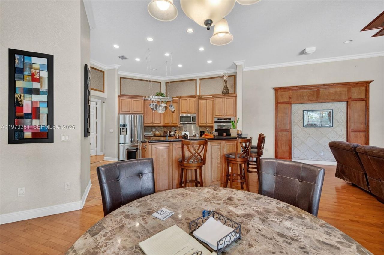 3792 Churchill Downs Dr , Davie, FL 33328 Photo