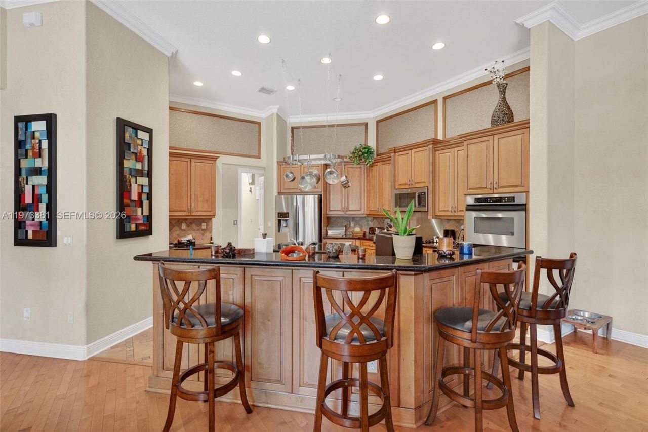 3792 Churchill Downs Dr , Davie, FL 33328 Photo