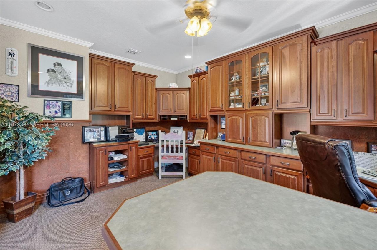 3792 Churchill Downs Dr , Davie, FL 33328 Photo