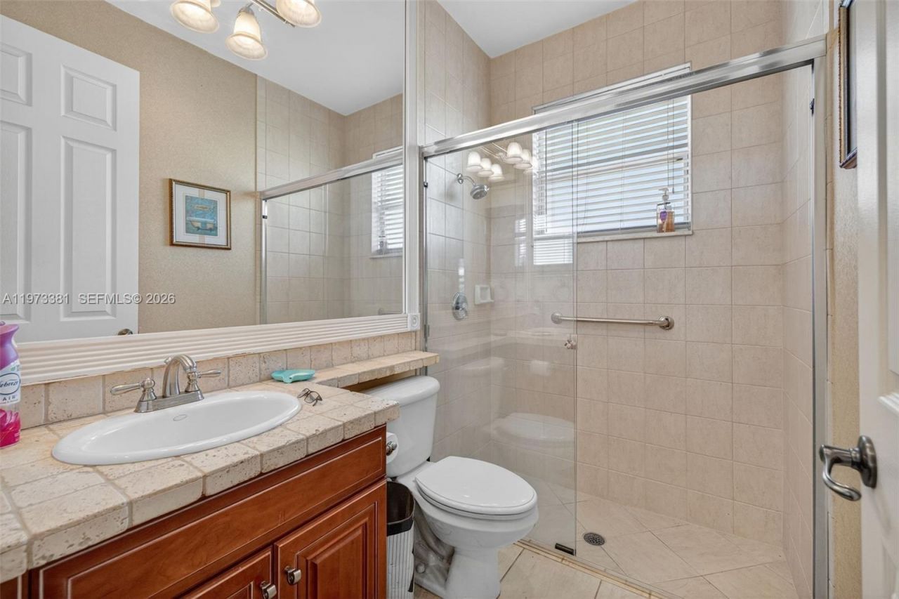 3792 Churchill Downs Dr , Davie, FL 33328 Photo