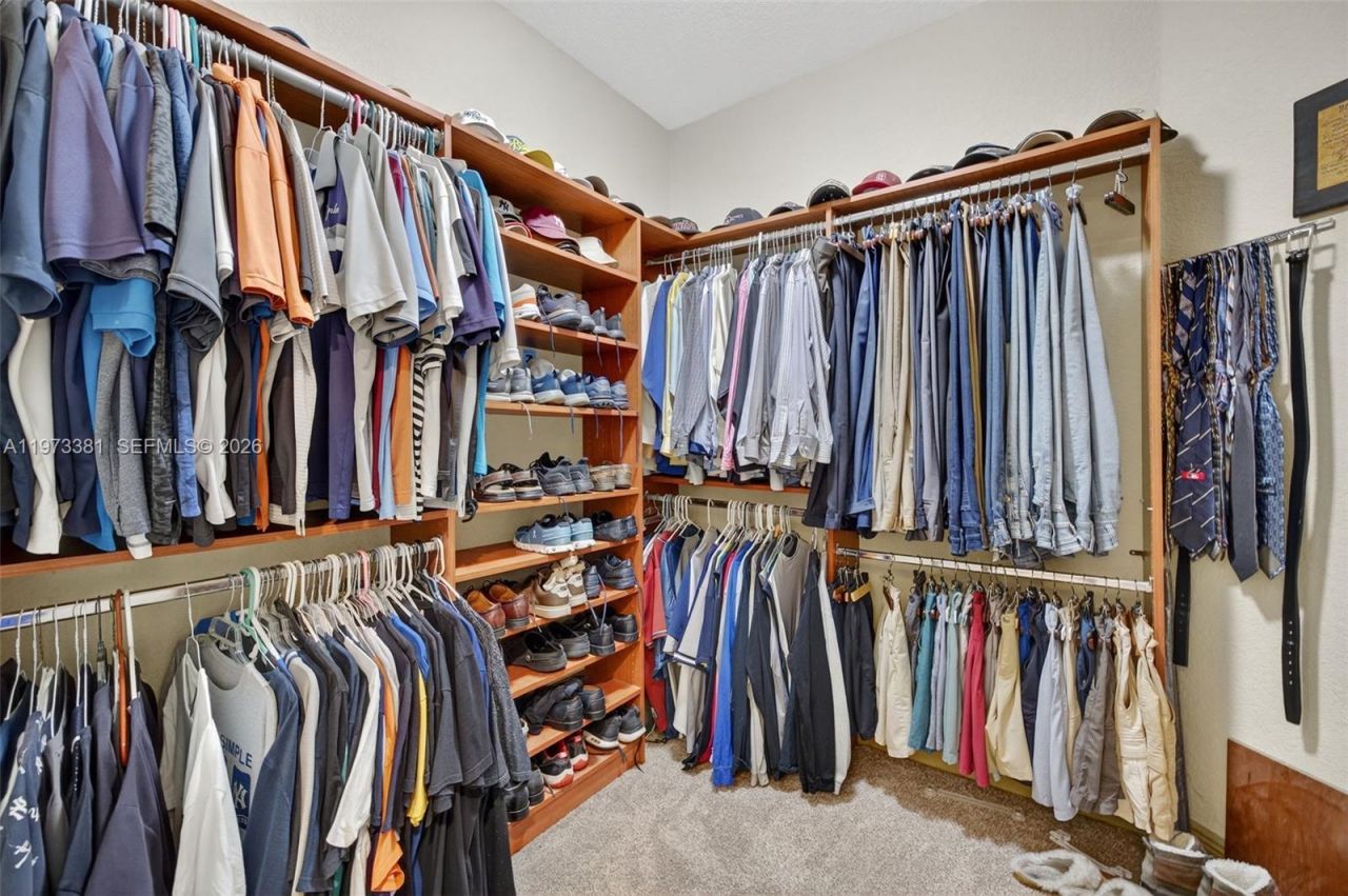 3792 Churchill Downs Dr , Davie, FL 33328 Photo