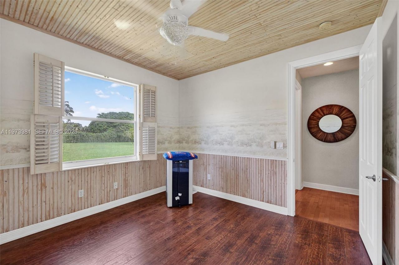 3792 Churchill Downs Dr , Davie, FL 33328 Photo