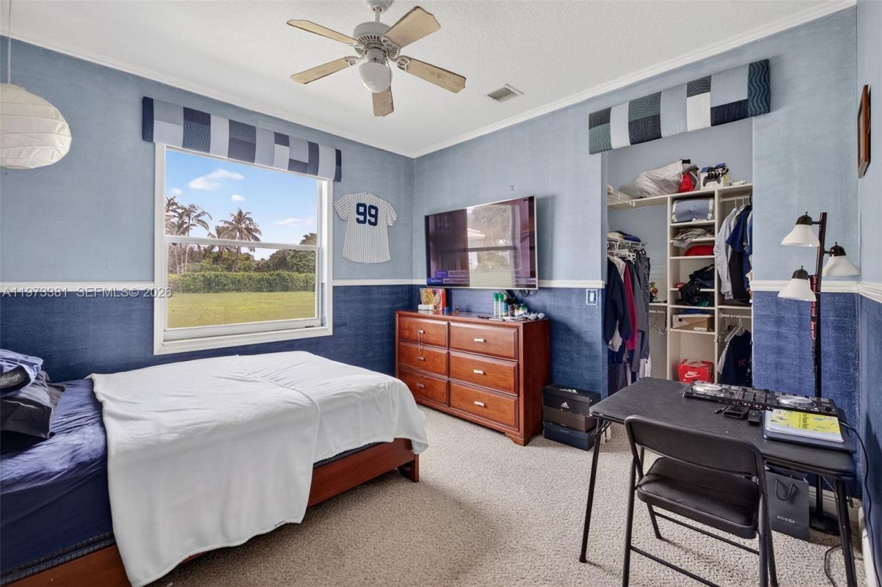 3792 Churchill Downs Dr , Davie, FL 33328 Photo