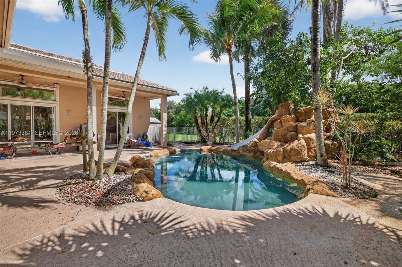 3792 Churchill Downs Dr , Davie, FL 33328 Photo