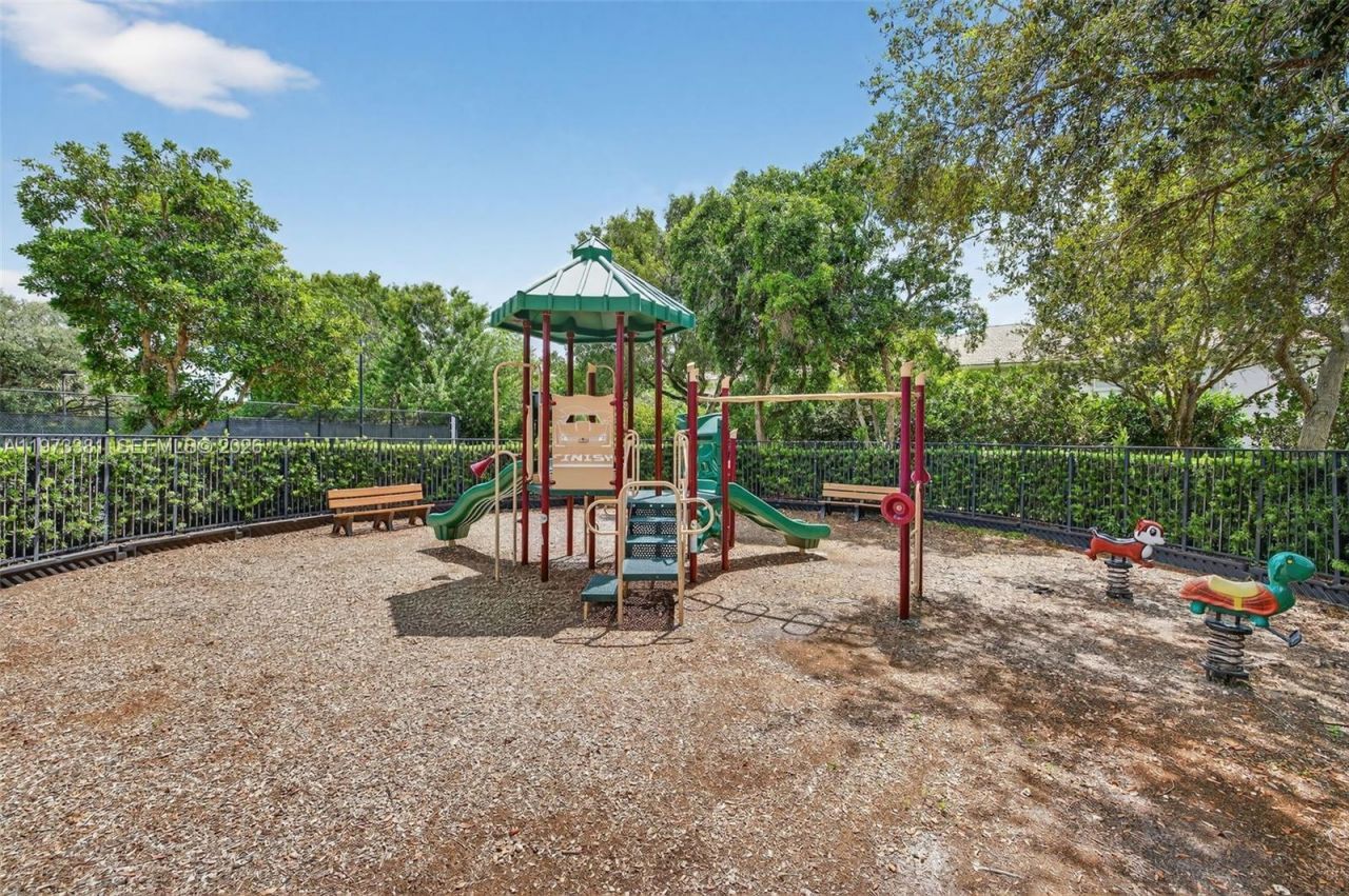 3792 Churchill Downs Dr , Davie, FL 33328 Photo