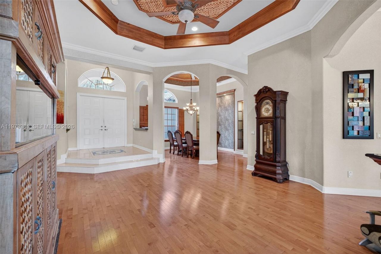 3792 Churchill Downs Dr , Davie, FL 33328 Photo