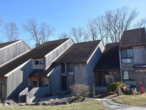 9479 S Pointe Lasalles Drive, Bloomington, IN 47401