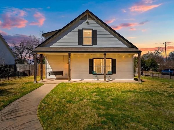 2401 Colcord Avenue, Waco, TX 76707