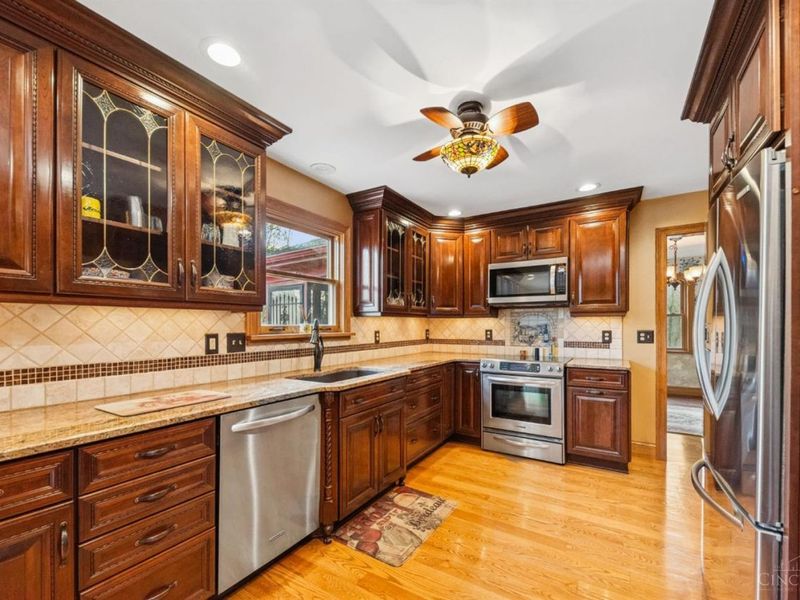 2214 Trappers Knoll Drive, Batavia Twp, OH 45103 Photo 7