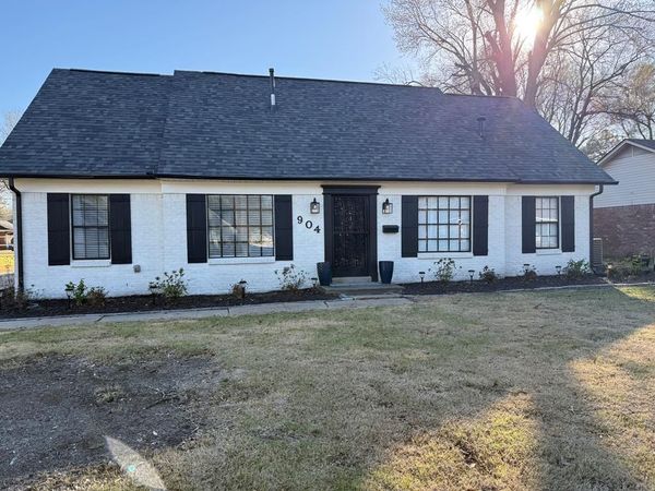 904 S Roselawn Drive, West Memphis, AR 72301