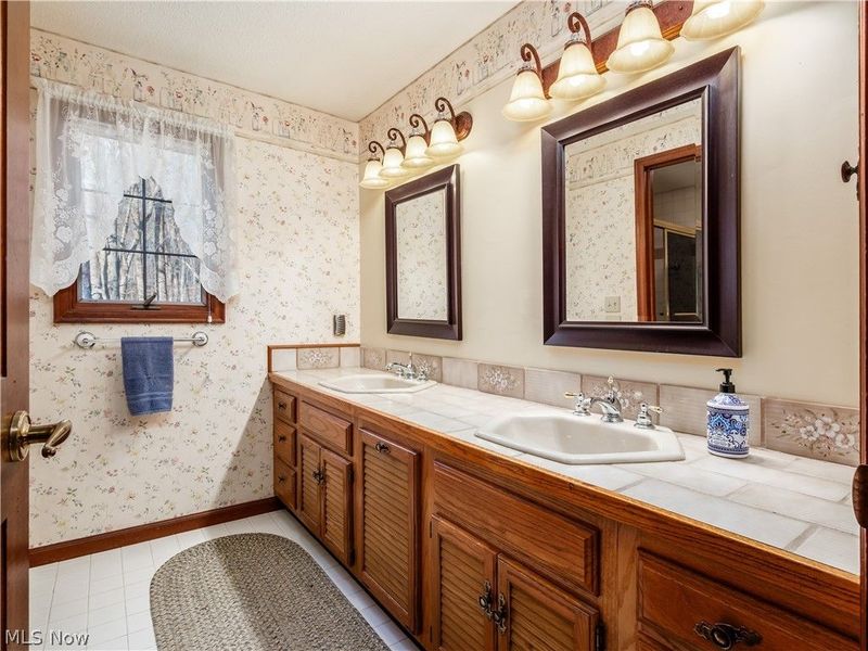 905 Center Court, Zanesville, OH 43701 Photo 28