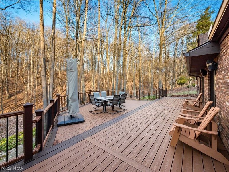 905 Center Court, Zanesville, OH 43701 Photo 3