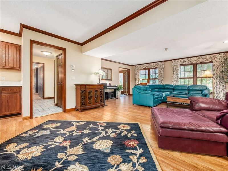 905 Center Court, Zanesville, OH 43701 Photo 9