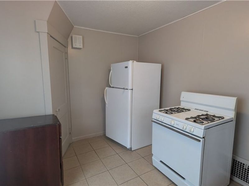 605 17th Street NW, Canton, OH 44703 Photo 4