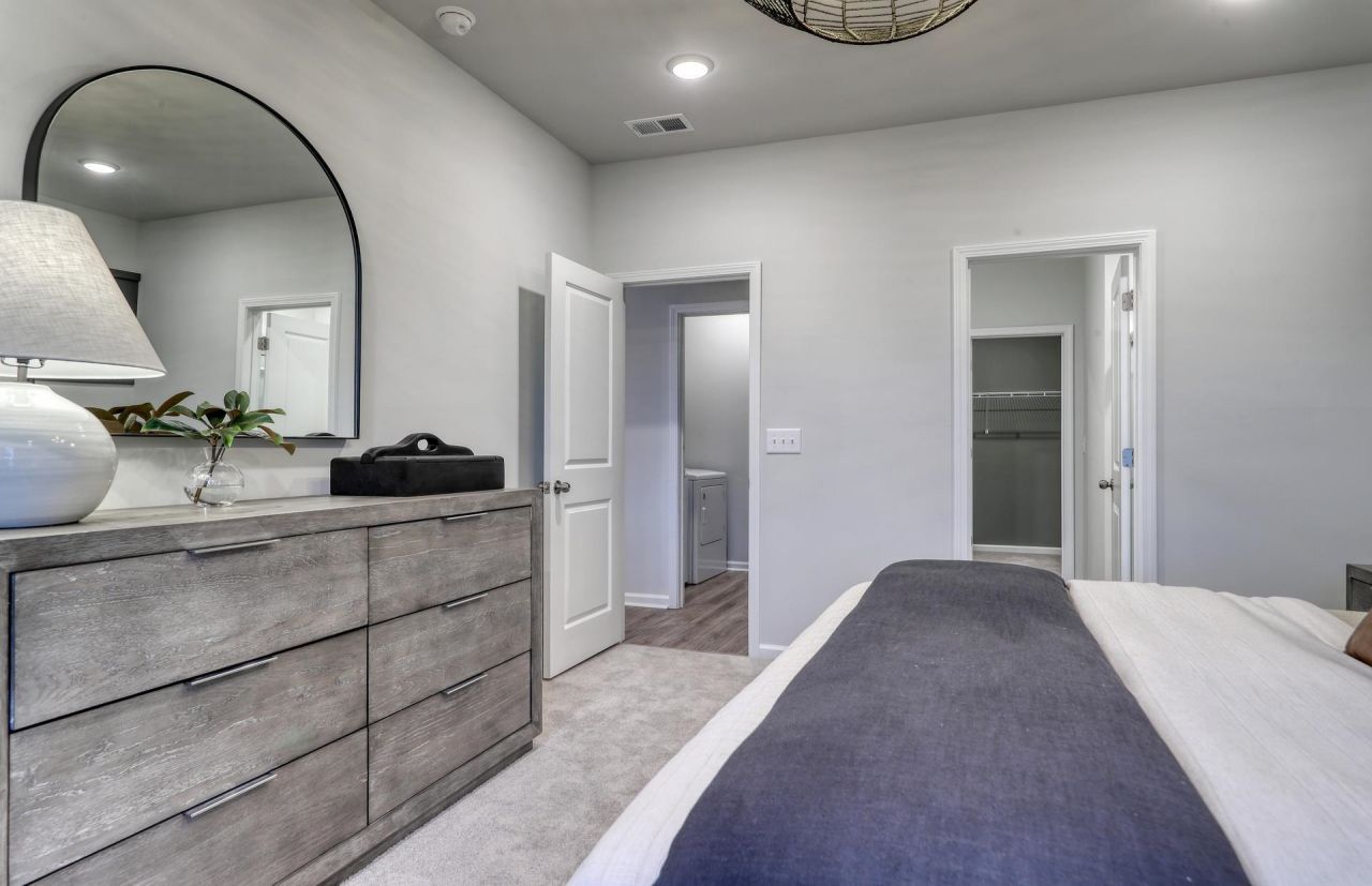 787 Laconic Dr. Photo 16