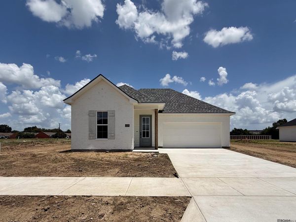 10109 Pelican Pointe Lane, Baton Rouge, LA 70810