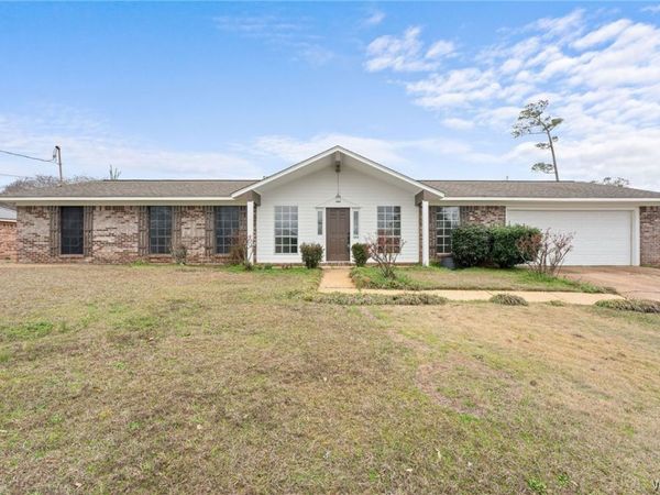 222 29th Avenue E, Tuscaloosa, AL 35404