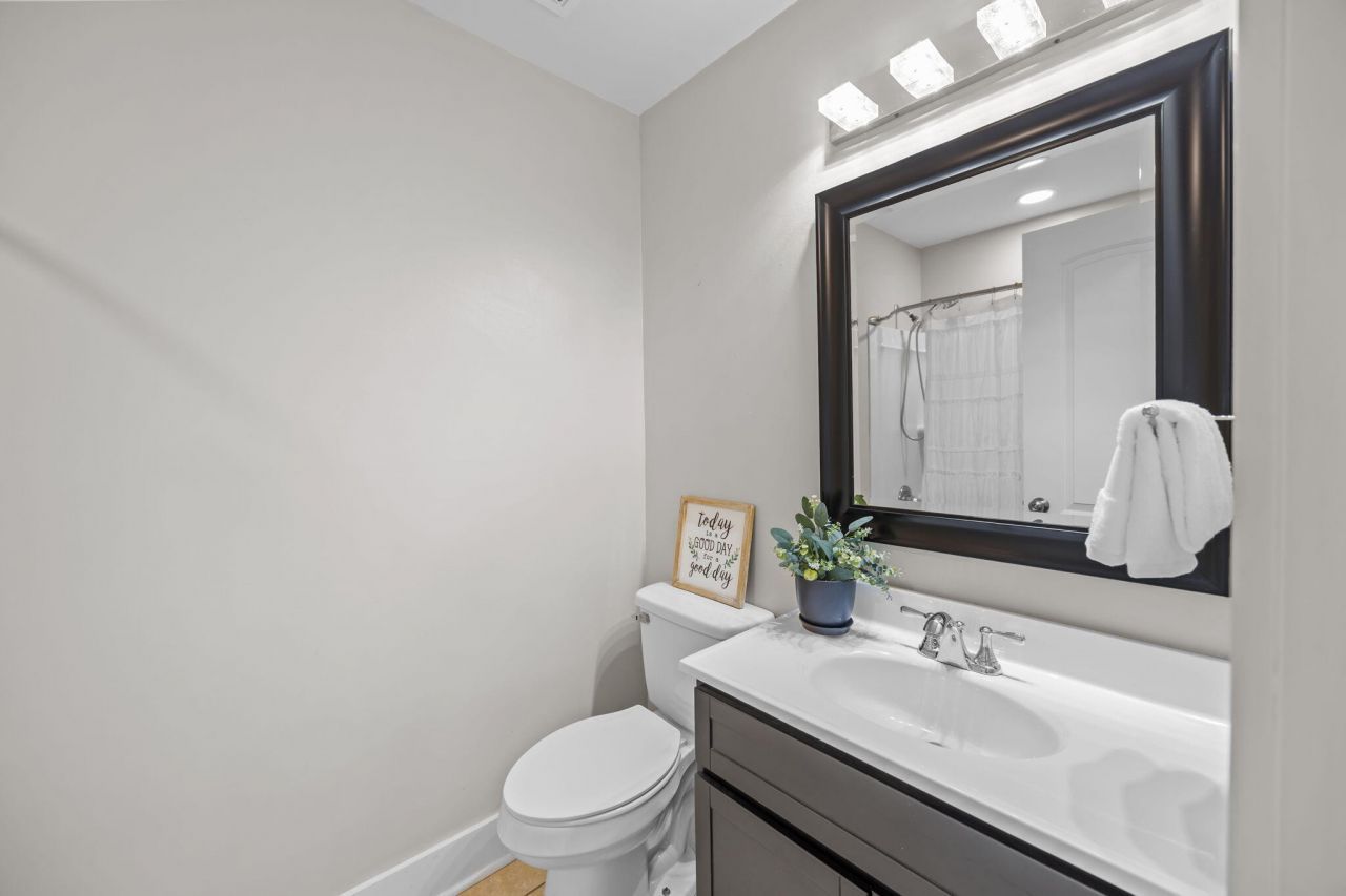 1208 Edward Drive Photo 10