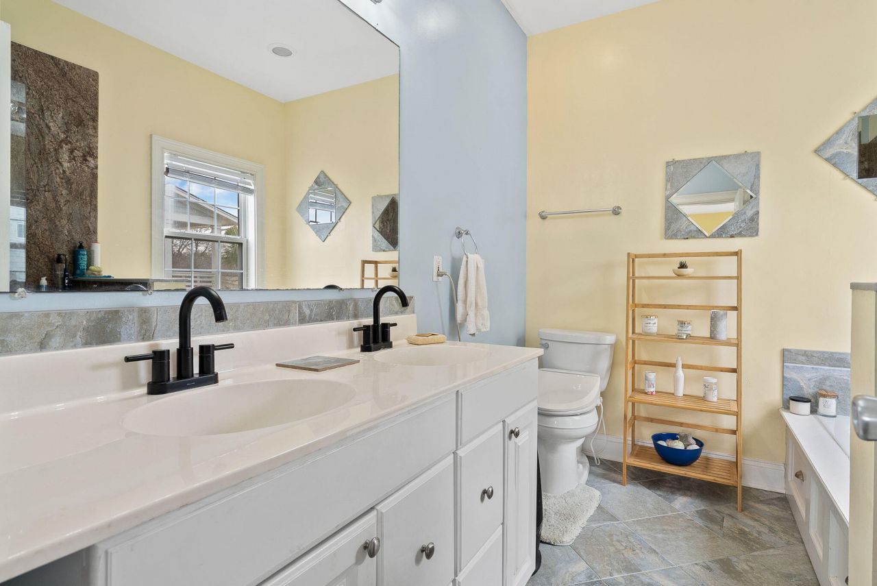 3055 Maritime Forest Drive Photo 25