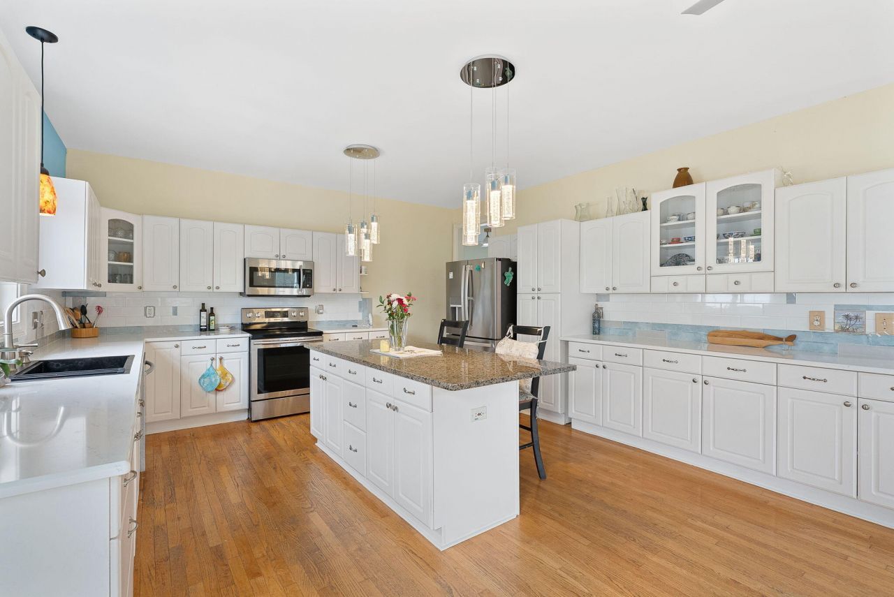 3055 Maritime Forest Drive Photo 6