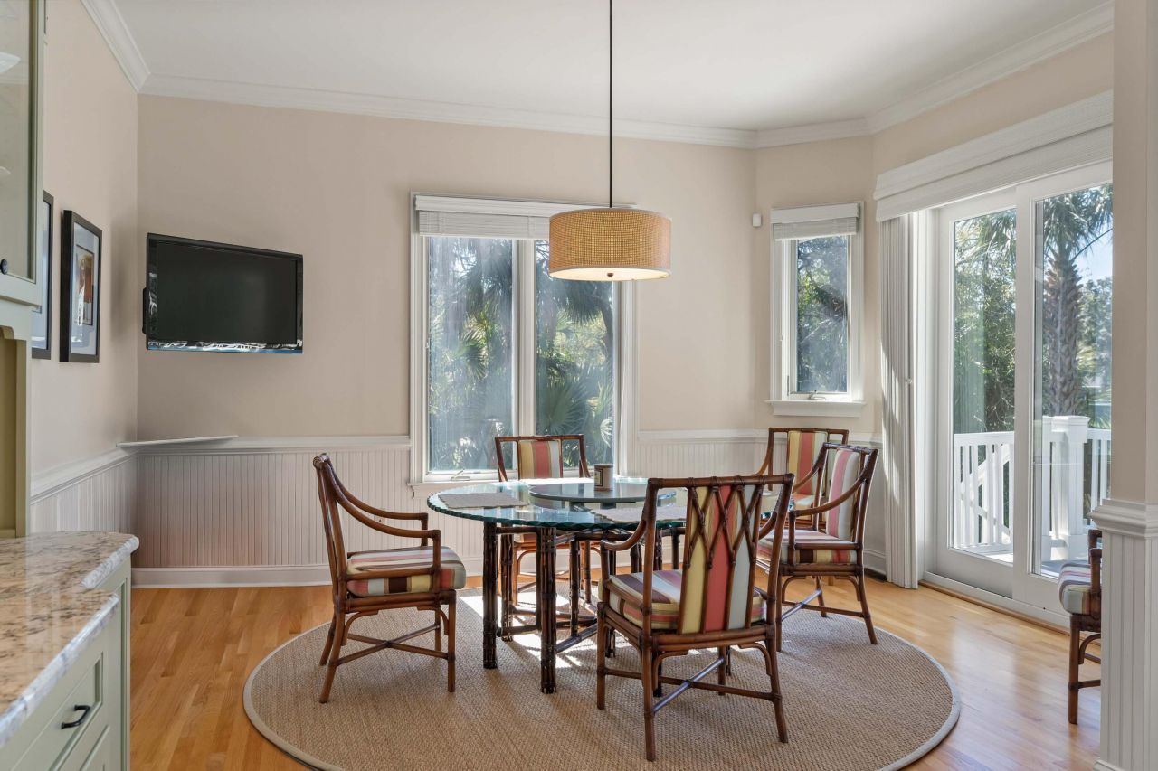 31 Berkshire Hall Photo 19