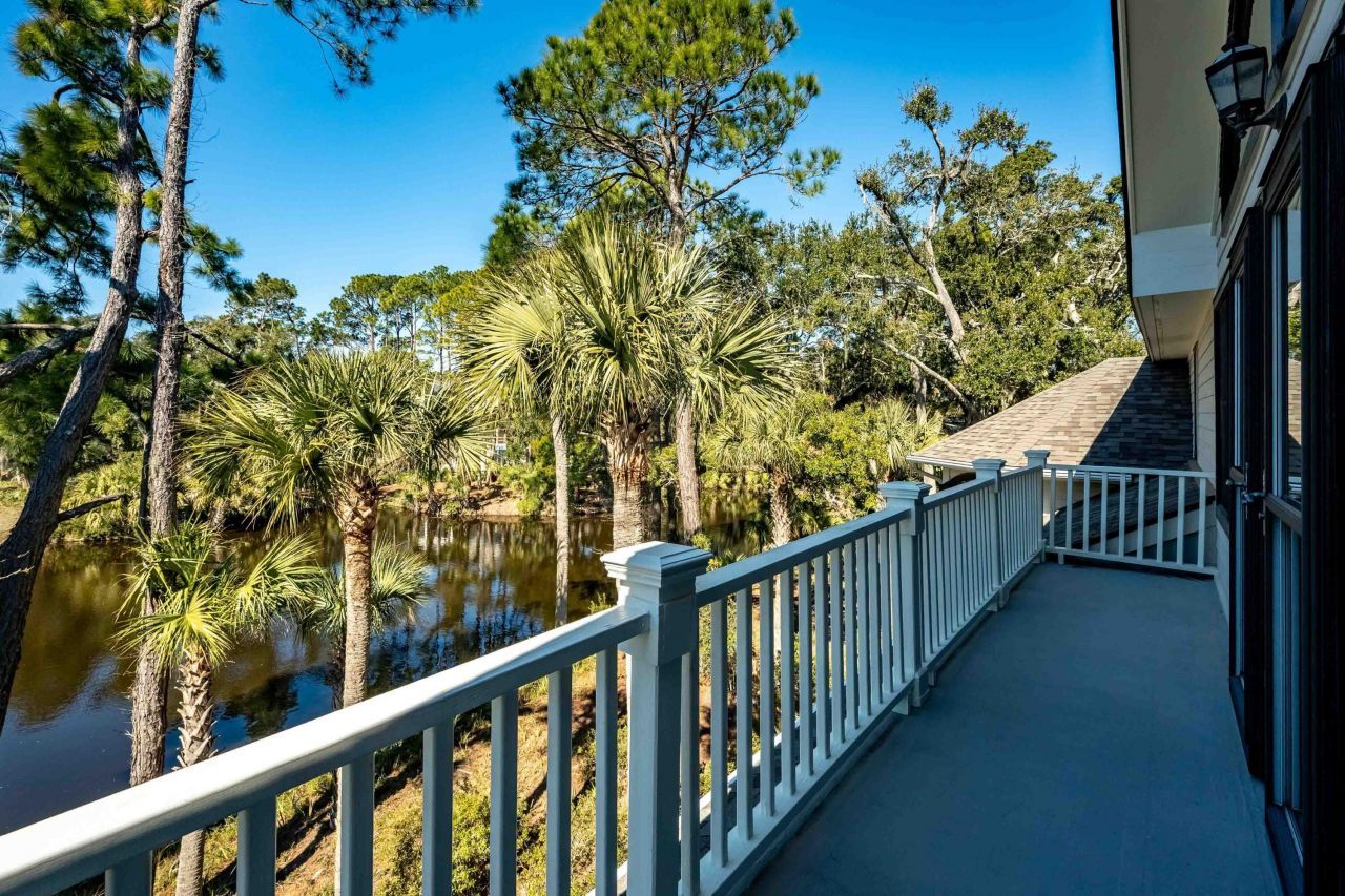 31 Berkshire Hall Photo 50