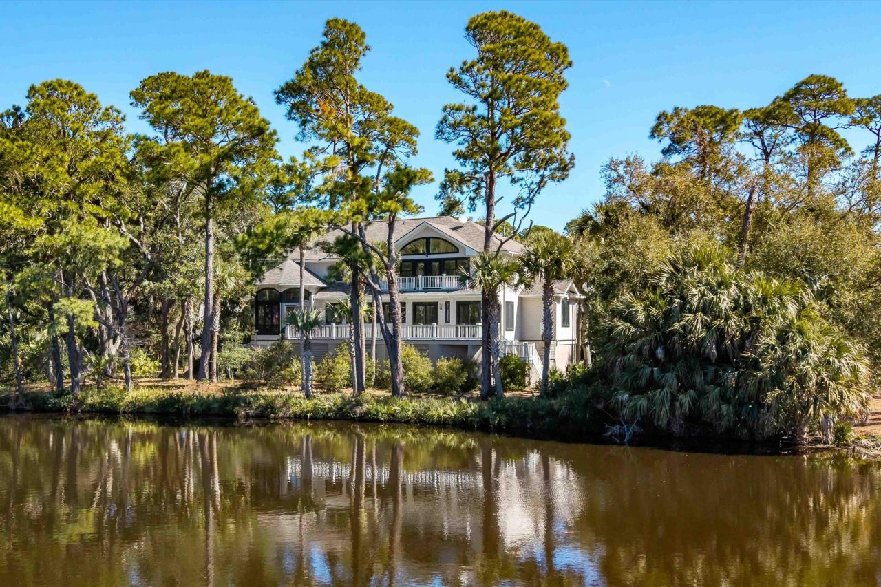 31 Berkshire Hall Photo 76